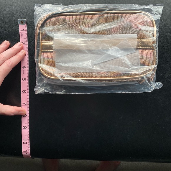 Cosmetic Traincase - Picture 6 of 7